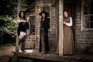 CBC-TV's edgy drama 'Strange Empire' cancelled after single season | iNFOnews.ca CP32118979