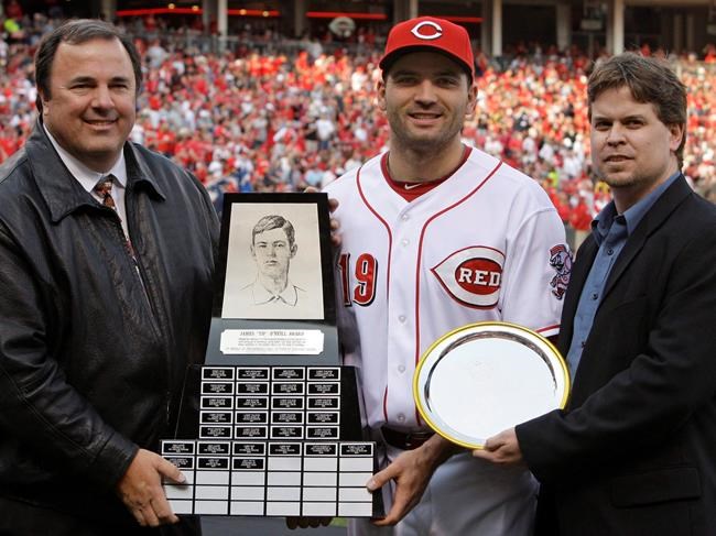 Joey Votto apologizes for remarks ripping Canadian baseball | iNFOnews.ca