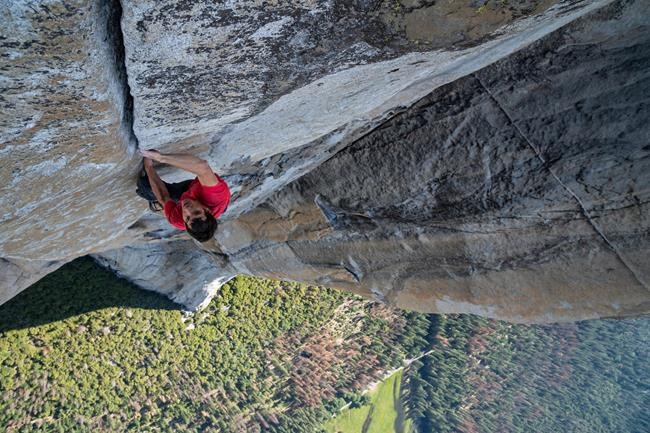 Q&A: 'Free Solo' directors on the climbing movie's palm-sweating Imax debut | iNFOnews.ca