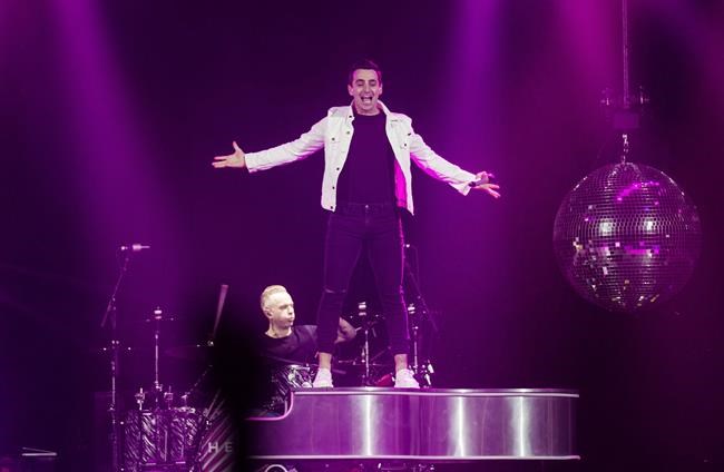 Amid sexual misconduct allegations, Hedley to take 'indefinite hiatus' after tour | iNFOnews.ca