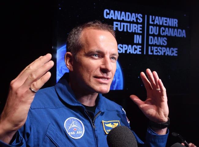 Canadian astronaut tells high school students their generation could visit Mars | iNFOnews.ca