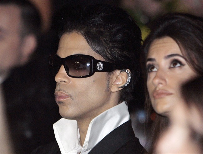 Pop superstar Prince announces two last-minute Toronto shows this Friday | iNFOnews.ca CP36850195