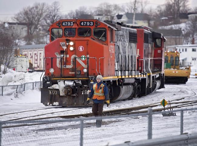CN Rail mechanics ratify four-year contract with 11 per cent wage increase | iNFOnews.ca