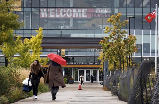 Allowing students to skip fees will reduce accountability: campus groups | iNFOnews.ca Allowing students to skip fees will reduce accountability: campus groups | iNFOnews.ca