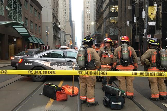 Police across Canada probe bomb threats as U.S. authorities dismiss 'hoax' | iNFOnews.ca