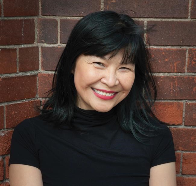 Toronto-based writer Carrianne Leung wins $10,000 short fiction prize | iNFOnews.ca Toronto-based writer Carrianne Leung wins $10,000 short fiction prize | iNFOnews.ca