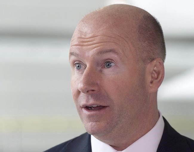 Bombardier executive pay falls four per cent; CEO unchanged at US$10.6 million | iNFOnews.ca