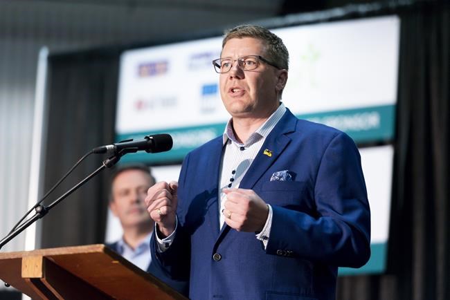 Sask. Premier Scott Moe participates in Pride parade in Saskatoon | iNFOnews.ca