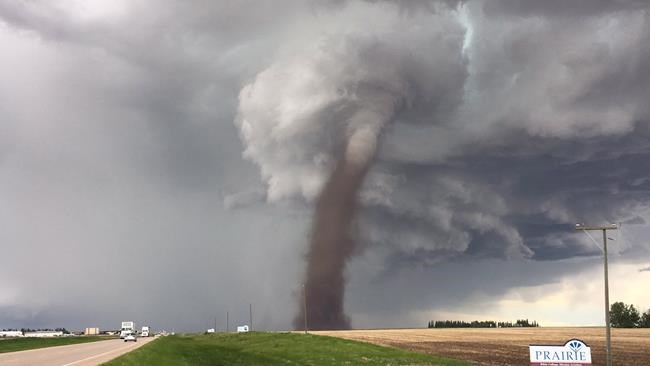 Tornado touches down southeast of Edmonton, no reports of injuries or damage | iNFOnews.ca