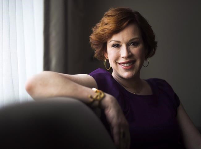 Molly Ringwald talks surviving early fame; new TV series 'Raising Expectations' | iNFOnews.ca