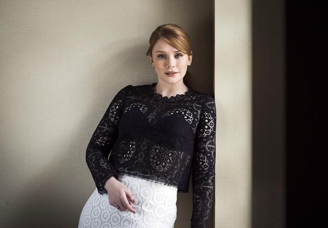 Bryce Dallas Howard on 'Pete's Dragon' and growing up with dad Ron Howard | iNFOnews.ca Bryce Dallas Howard on 'Pete's Dragon' and growing up with dad Ron Howard | iNFOnews.ca