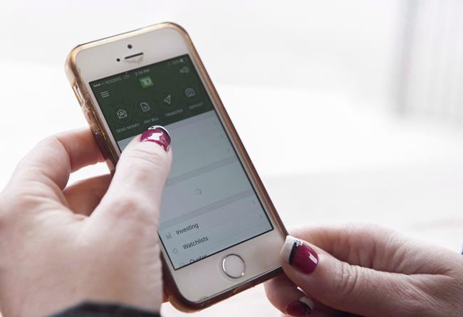 76% of Canadians now bank online or via app, up from 68% two years ago: poll | iNFOnews.ca 76% of Canadians now bank online or via app, up from 68% two years ago: poll | iNFOnews.ca