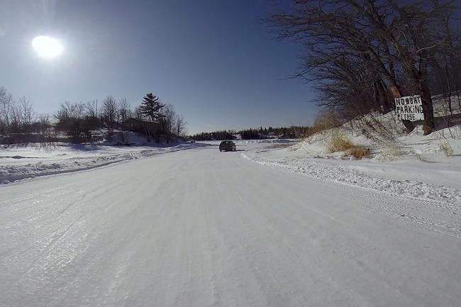Wood pulp, steel cables: Scientists study how to make ice roads last longer | iNFOnews.ca Wood pulp, steel cables: Scientists study how to make ice roads last longer | iNFOnews.ca