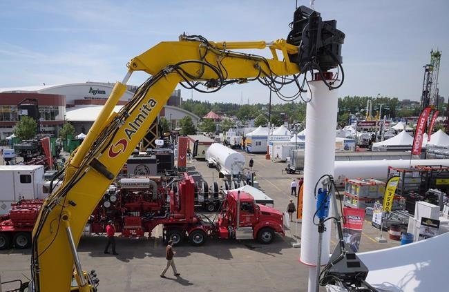 Prairie provinces watch sales of drilling rights go from boom to bust | iNFOnews.ca Prairie provinces watch sales of drilling rights go from boom to bust | iNFOnews.ca