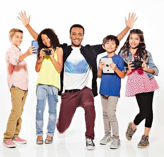 Kids get hands-on education in photography in CBC-TV series 'Snapshots' | iNFOnews.ca