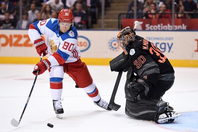 Murray practises, says sore thumb not enough to keep him out against Sweden | iNFOnews.ca