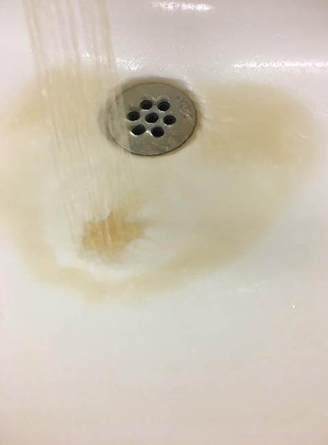 Newfoundland students get bottled water after well near cemetery raises concerns | iNFOnews.ca