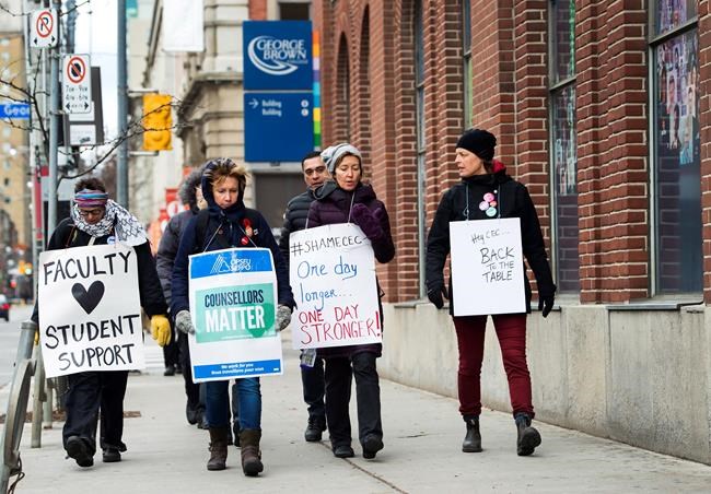 Tuition refunds offered to students as Ontario college strike ends | iNFOnews.ca