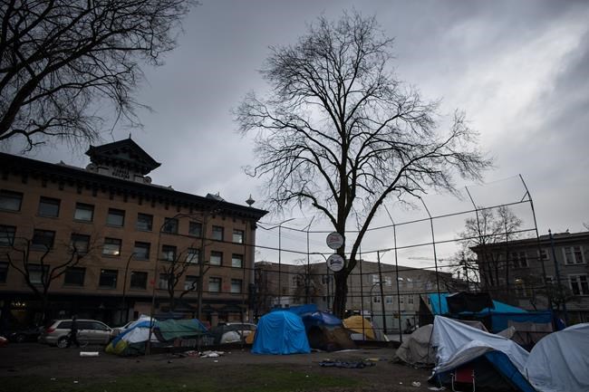 Homeless vulnerable to COVID-19 need help from governments: advocates | iNFOnews.ca