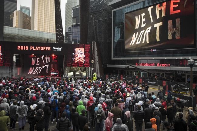 The hardest choice of this long weekend: Raptors or 'Game of Thrones'? | iNFOnews.ca