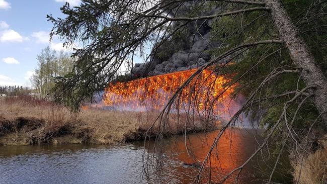 Alberta firefighter faces 18 arson charges | iNFOnews.ca