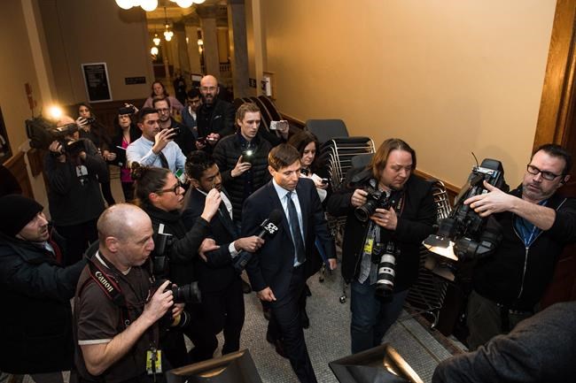 Mail, Japan and Canadian-style populism: how politics touched us this week | iNFOnews.ca