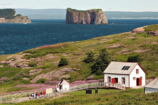 Storm-battered Quebec towns preparing for effects of changing climate | iNFOnews.ca