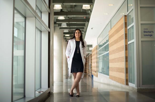 Preparing for battle: Doctor on front lines shares how health-care is changing | iNFOnews.ca