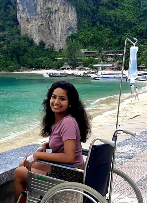 Ontario woman nearly dies — twice — after snake bite in Thailand | iNFOnews.ca