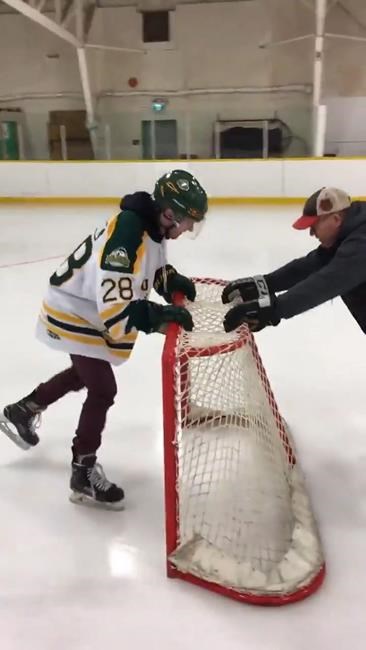 'It felt good:' Injured Broncos player skates for first time since bus crash | iNFOnews.ca