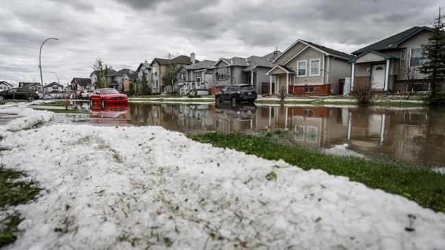 Southern Alberta hailstorm caused almost $1.2B in damage: insurance bureau | iNFOnews.ca