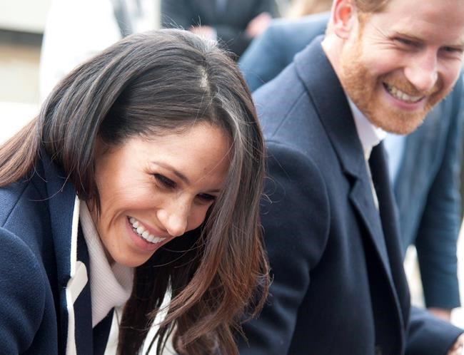 Canadian expats in London celebrate royal wedding, empathize with Markle's move | iNFOnews.ca