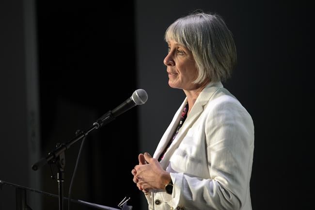 Campaigns strengthen harassment training in the wake of #MeToo movement | iNFOnews.ca
