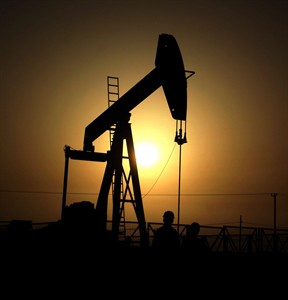 Oil at US$78.53 in Europe; hovers near 8-month low on global growth worries | iNFOnews.ca