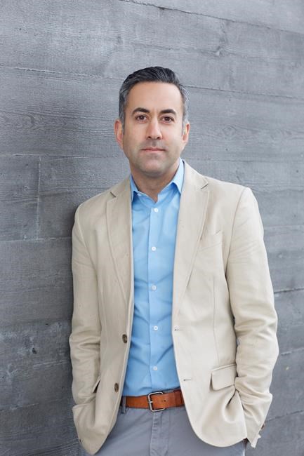 'Sugarplum' mayor turns insult into an opportunity to support LGBTQ community | iNFOnews.ca