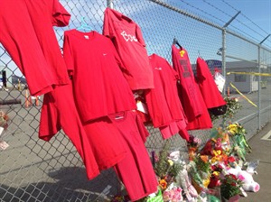 Workers at Nanaimo mill shooting site back to work in 'soft start' on Tuesday | iNFOnews.ca CP28243695