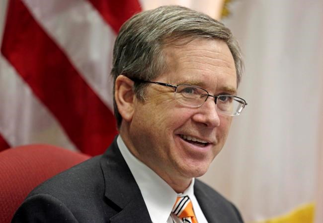 Illinois Senate campaign targets 'war hero' veterans record | iNFOnews.ca