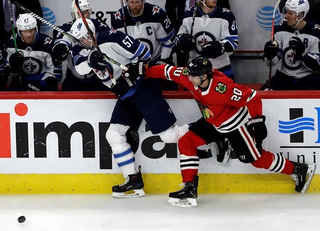 Scheifele sends Jets past Blackhawks 4-3 in OT | iNFOnews.ca Scheifele sends Jets past Blackhawks 4-3 in OT | iNFOnews.ca