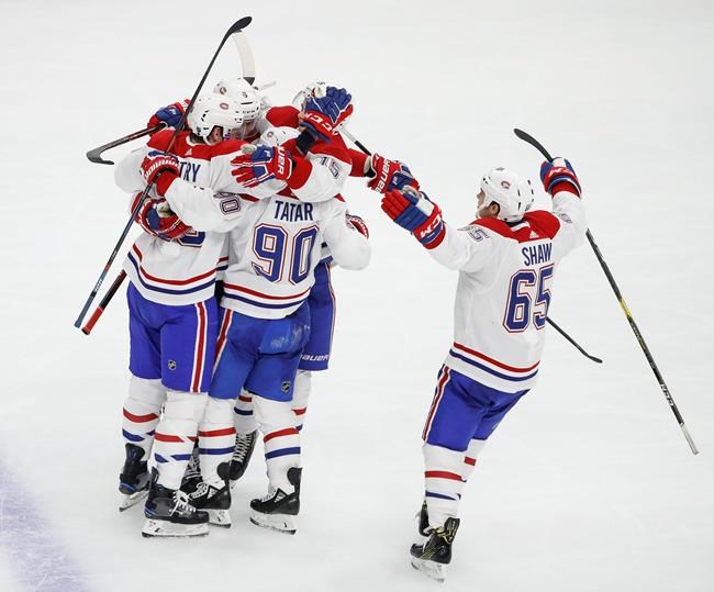 Tatar's late goal lifts Canadiens over Blackhawks | iNFOnews.ca