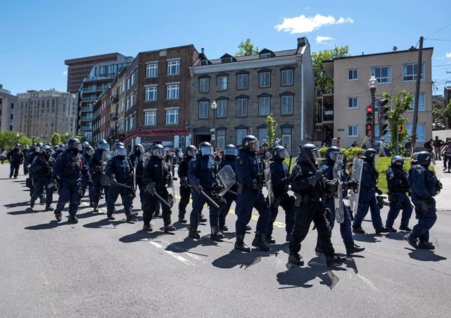 Anti-G7 protesters, unions and environmentalists march in Old Quebec | iNFOnews.ca