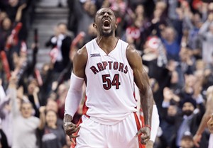 Lou Williams scores 26 and Raptors beat Nuggets 112-107 in overtime | iNFOnews.ca CP31036250