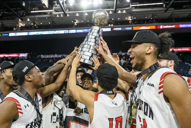 Carleton hammers Calgary to win 14th national basketball title since 2003 | iNFOnews.ca