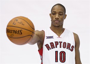 DeRozan's off-season improvement project involved writing ABCs with daughter | iNFOnews.ca CP30108433