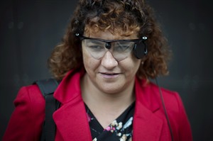 Seeing the light: Bionic eye gives patients some vision, holds promise for more | iNFOnews.ca CP30283594