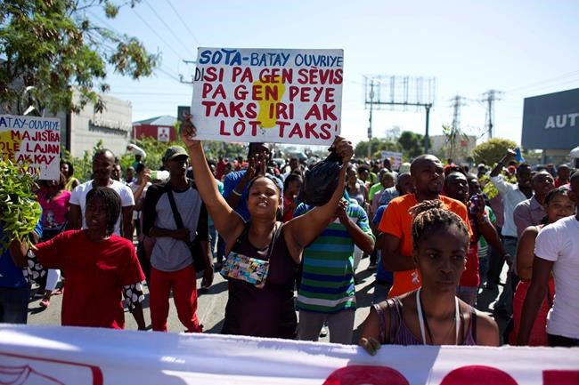 Haiti garment workers launch another protest over wages | iNFOnews.ca