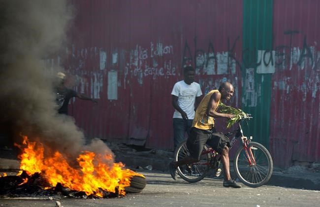 Protesters stone home of Haiti president, clash with police | iNFOnews.ca Protesters stone home of Haiti president, clash with police | iNFOnews.ca