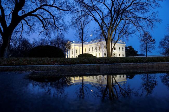 Short on solutions, long on blame in 2nd shutdown weekend | iNFOnews.ca Short on solutions, long on blame in 2nd shutdown weekend | iNFOnews.ca
