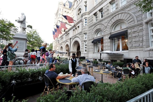 Trump rakes in $10 million at first re-election fundraiser | iNFOnews.ca