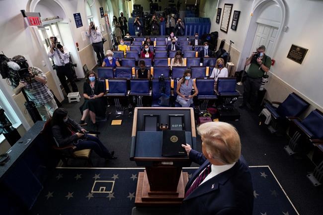 Chasm grows between Trump and government coronavirus experts | iNFOnews.ca Chasm grows between Trump and government coronavirus experts | iNFOnews.ca