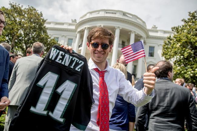 Warriors, Cavs stars say they're not going to White House | iNFOnews.ca